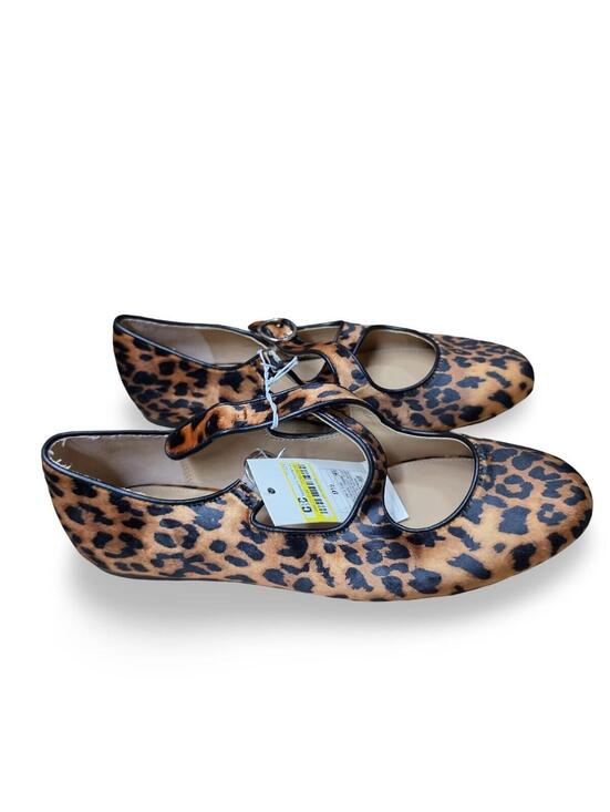 a new day Shoes - A New Day Women's Tasmin Leopard Print Flats. Size 9.5